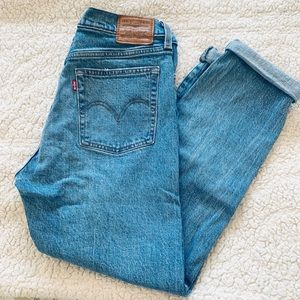 Levis 501 Wedges Medium Wash